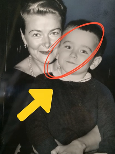 Recognize the Little One in This Heartwarming Photo? Future Comedy Genius Right Here.