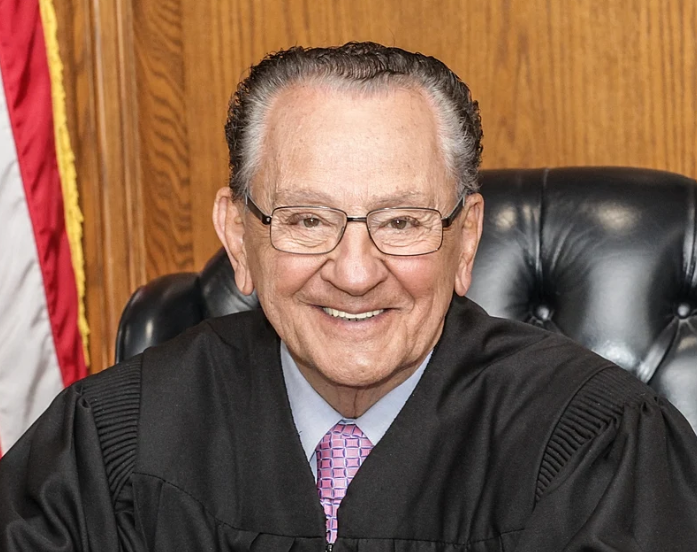 Judge Frank Caprio, “America’s Nicest Judge,” Dies at 88 After Cancer Battle